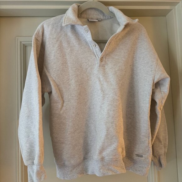 Aritzia TNA Sweatfleece Cozy Fleece Boyfriend Henley Polo Sweatshirt - Picture 1 of 5
